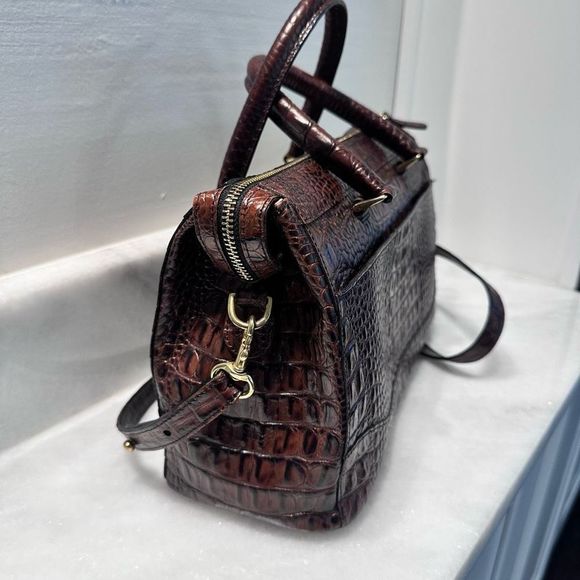 Brahmin Handbag Two Way Strap Crocodile Embossed Brown Like New - Picture 4 of 7